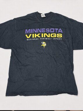 Vintage 90's Minnesota Vikings T-Shirt